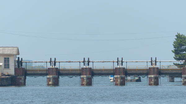 �O�r�`�X���[�X�Q�[�g