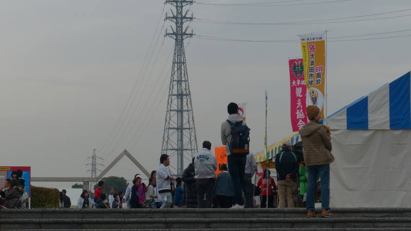 �����ނ������[�}���\��