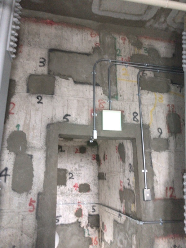 �˔��}����