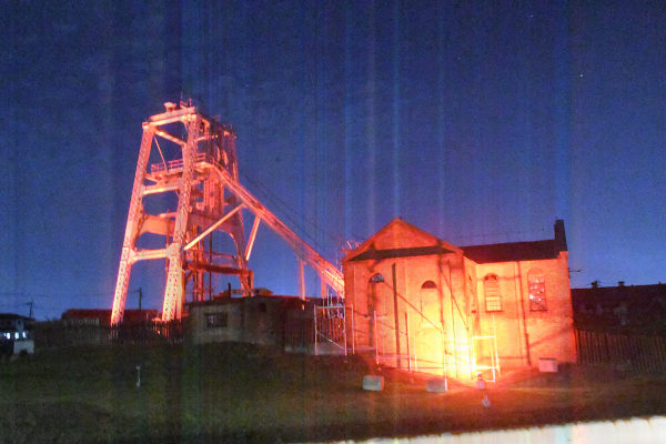 �{���B���C�g�A�b�v