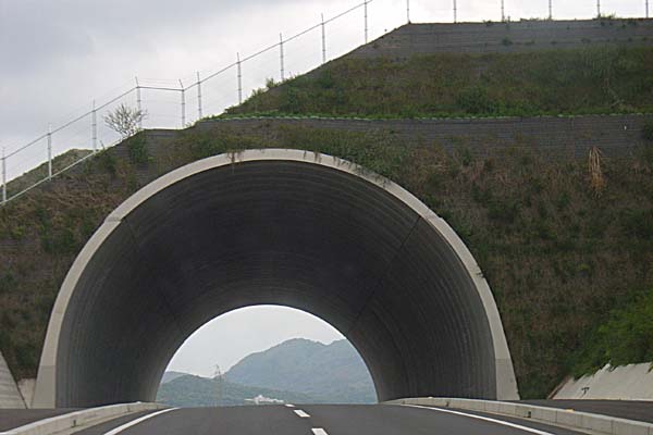 ���c�g���l��