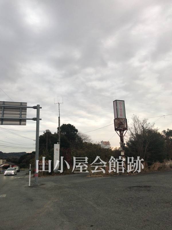 Rِ