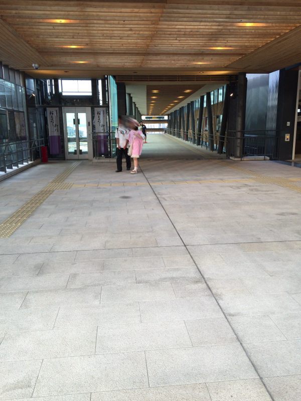 ���S����w